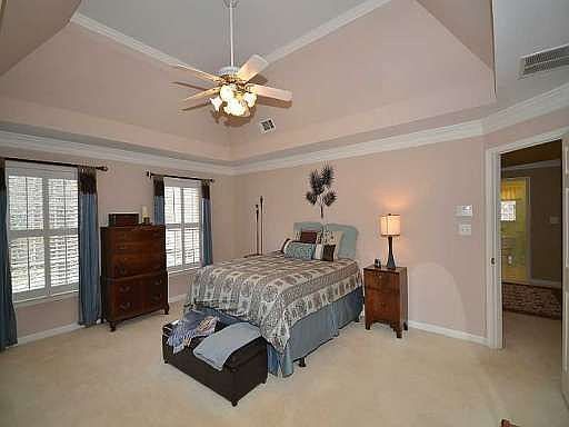 4th image of 984 Marbury Ct