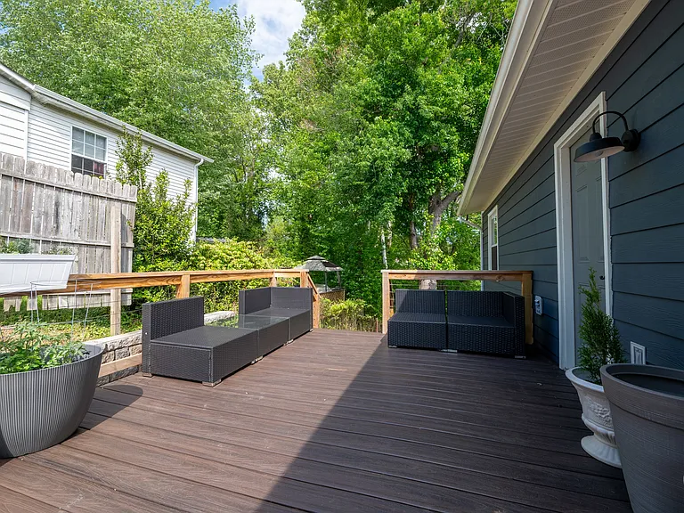 105 Hartmans Mill Rd — Photo 3