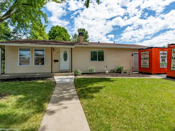 114 Amarillo Dr, Carpentersville, IL 60110