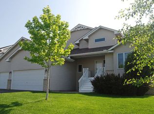 708 Ferndale St S, Maplewood, MN 55119