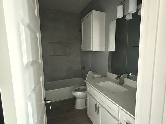 4th image of 1805 Elsham Rd