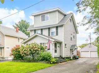 34 Sea View Ave, Rochester, NY 14622