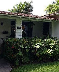 Front porch entrance