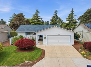 401 S Cascade Dr, Woodburn, OR 97071