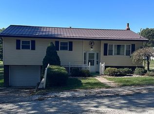 45 Left Grove Ave, Mineral Wells, WV 26150