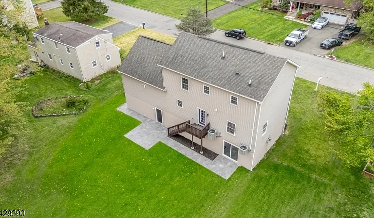 128 Big Piece Rd — Photo 40