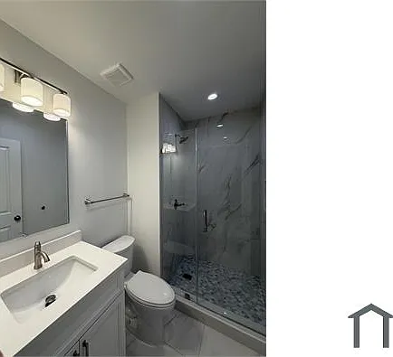 1001 Douglas St NE #A — Photo 10