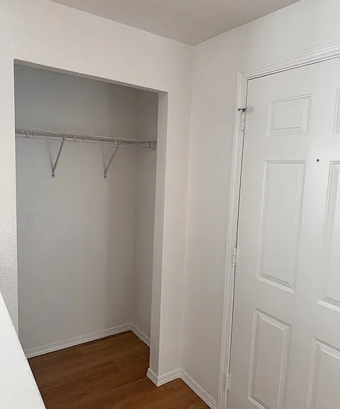 1415 E South St — Photo 3