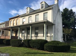 121 Center Rd, Leesport, PA 19533