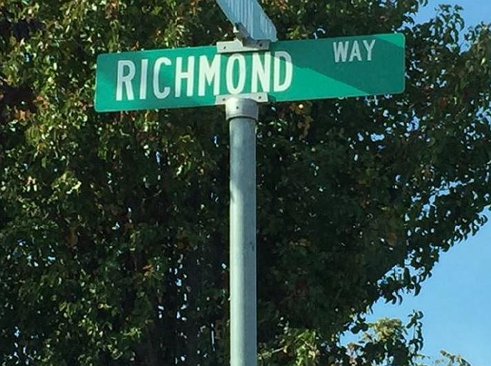 2nd image of 3484 Richmond Ct