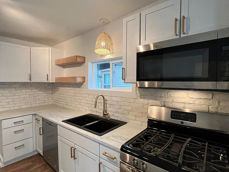 858 Baxter St SE — Photo 19