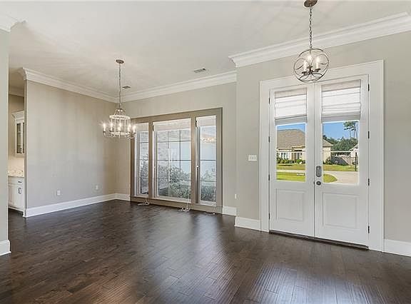 5th image of 613 Chateau Andelot