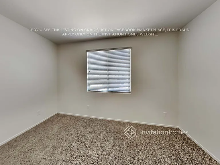 2152 W Emrie Ave — Photo 15