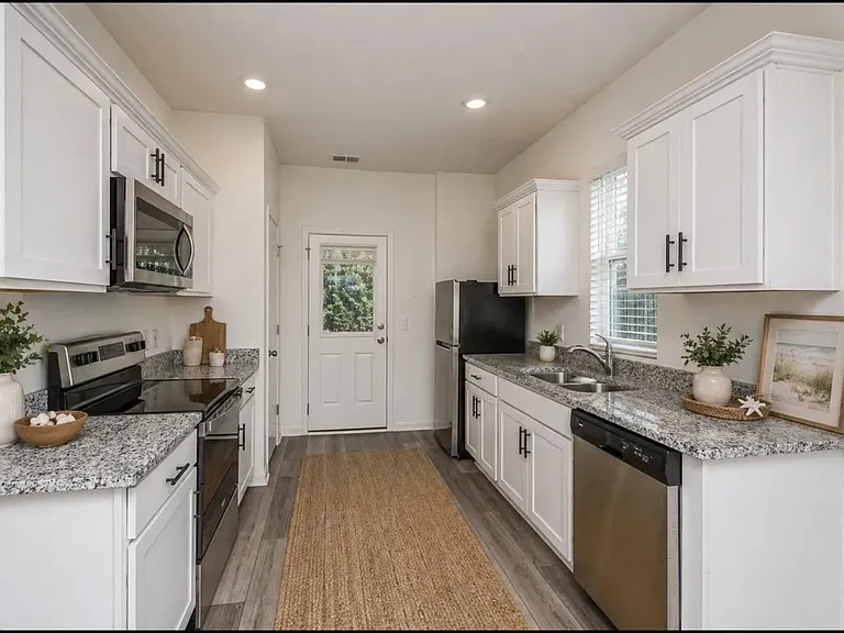 309 Sedona Dr — Photo 10