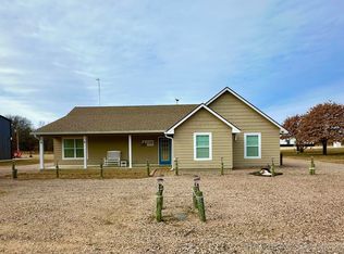 1703 Waters Rd, Kingston, OK 73439
