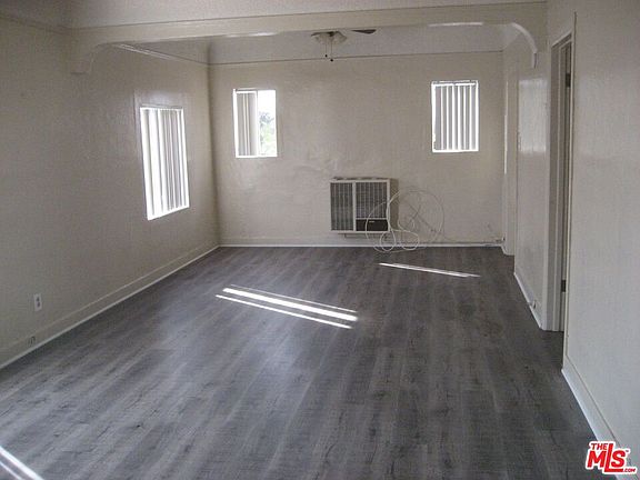 2nd image of 105 W 106th St #109