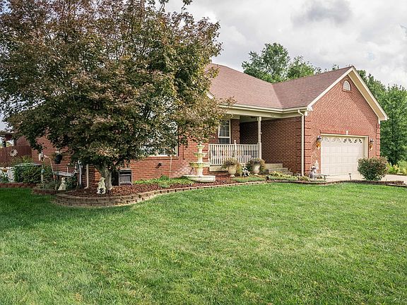 2nd image of 210 Erin Cir