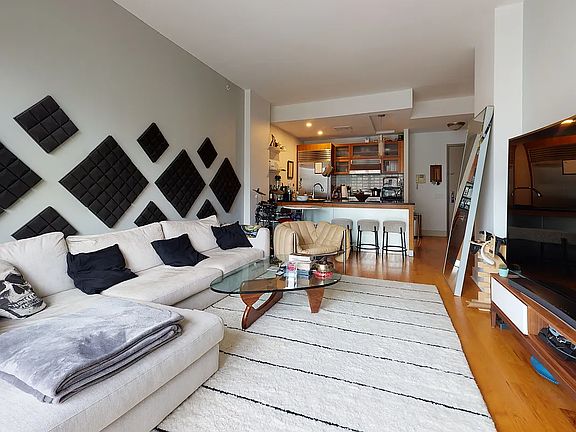 2nd image of 415 Leonard St APT 4G
