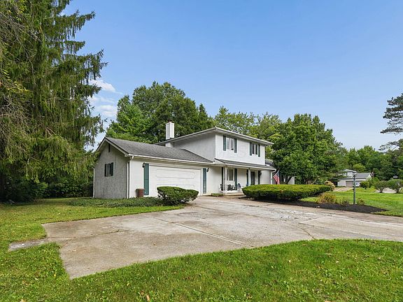 4th image of 13971 Copperfield Ln NW