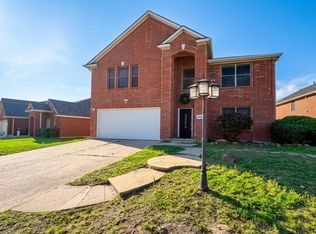 7405 Lake Whitney Dr, Arlington, TX 76002