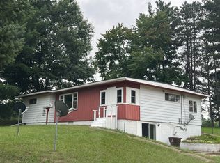 3693 W Howard City Edmore Rd, Six Lakes, MI 48886