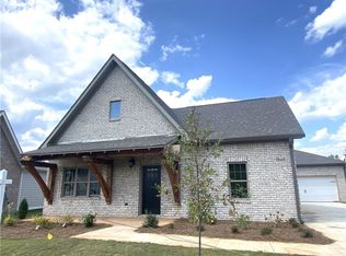 1727 Creekside Ln, Auburn, AL 36830
