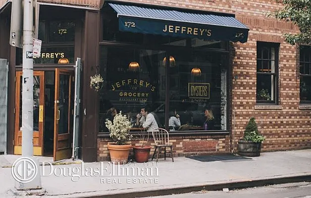 Rented by Douglas Elliman | media 19