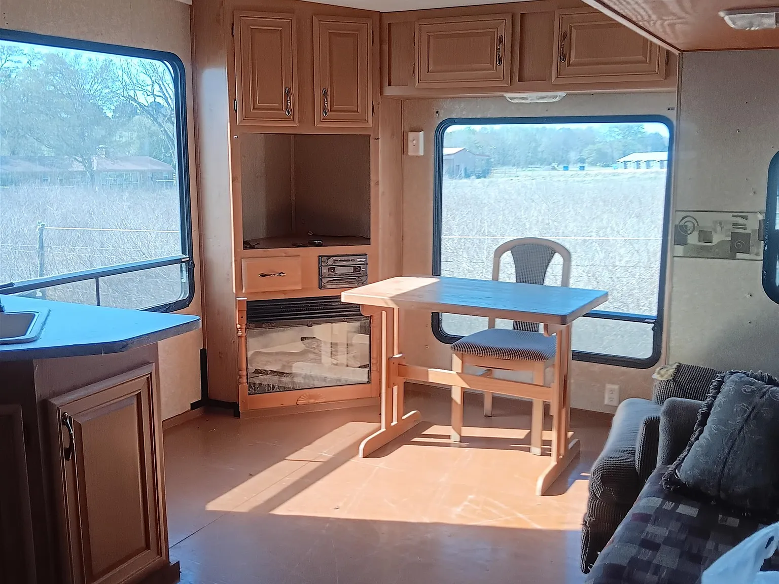 1 bed, 1.0 bath, $800 — Photo 3