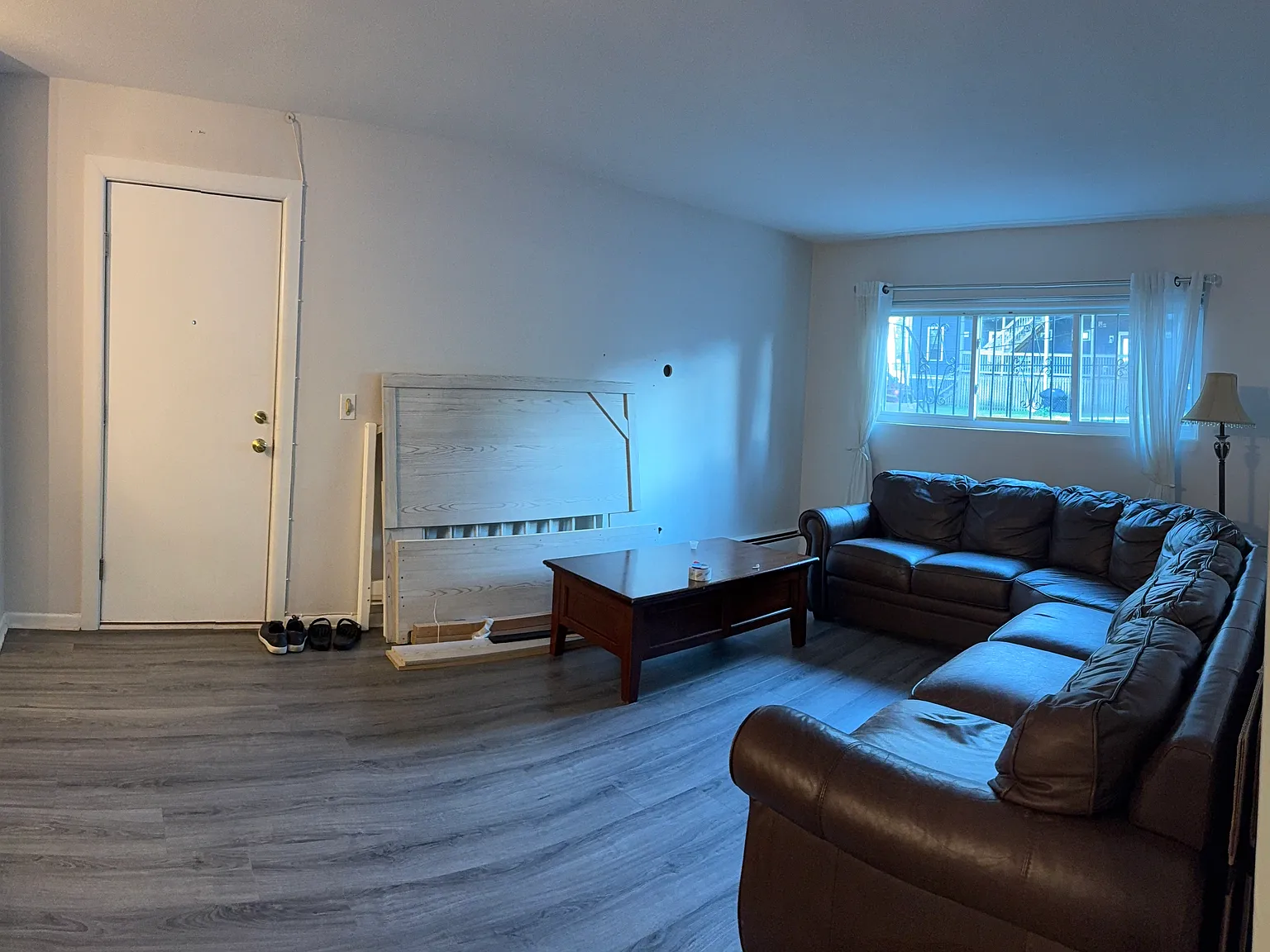 2 bed, 720 sqft, $2,700 — Photo 2