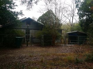 251 W Burdick Ave, Defuniak Springs, FL 32433