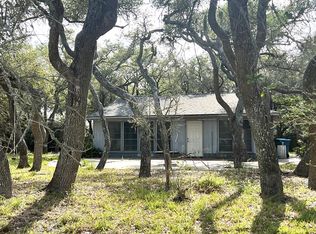 931 N Ann St, Rockport, TX 78382