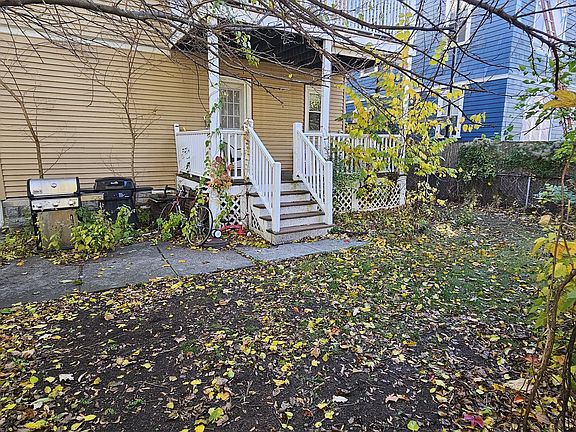 5th image of 13 Roberts Rd