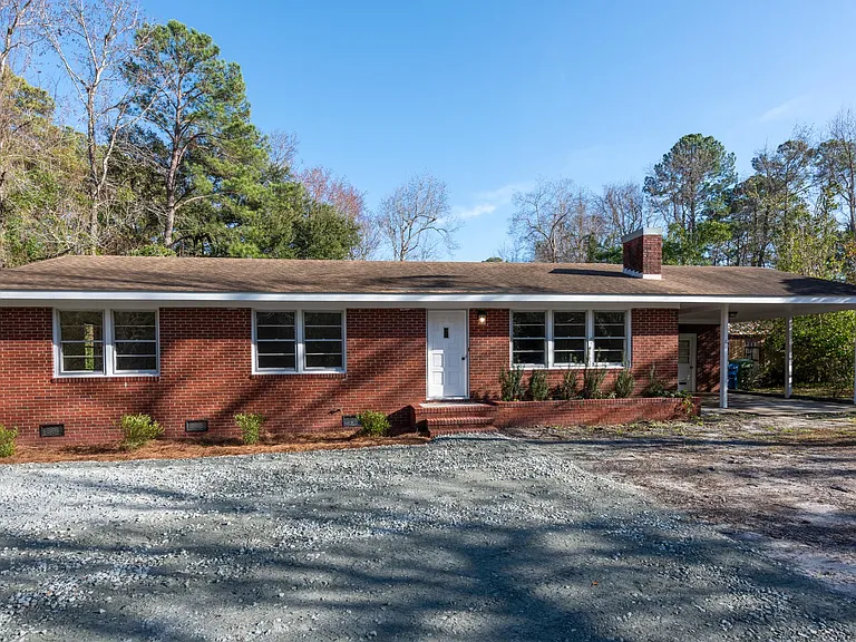 605 Bonham Ave — Photo 1