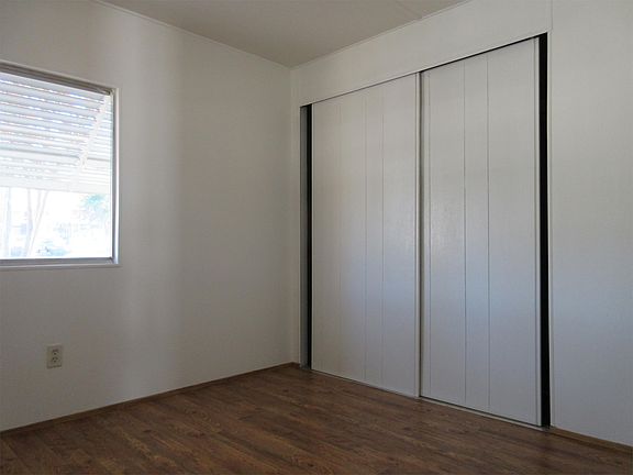 2nd image of 1600 S San Jacinto Ave Space 140