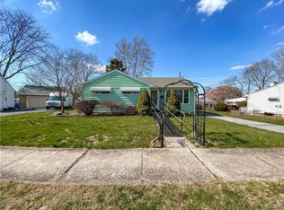 2102 Iris Pl, Bethlehem, PA 18018