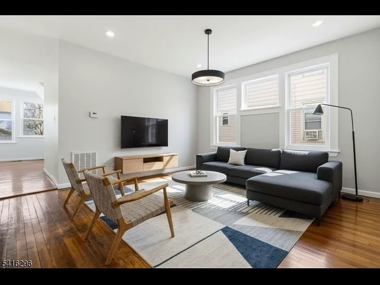 182 Norwood St #1 — Photo 10