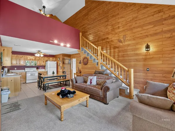 695 Movie Ranch Rd #8, Duck Creek Village, UT 84762