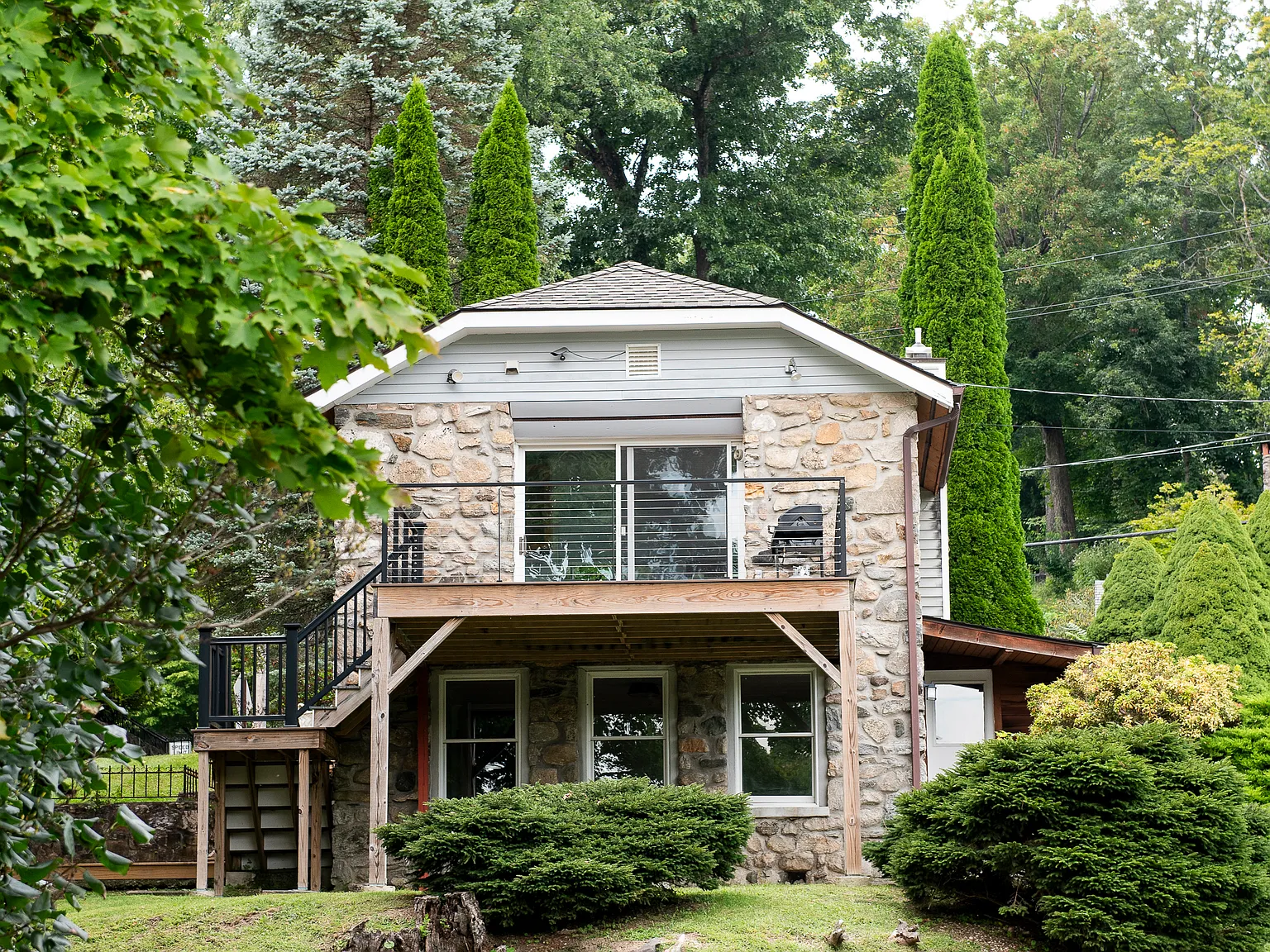 2 bed, 800 sqft, $4,950 — Photo 3