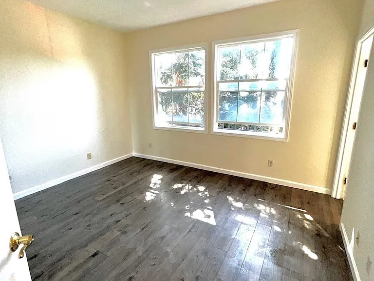 4830 Swinford Ct — Photo 15