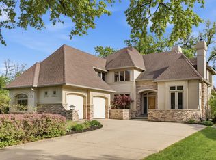 1076 Prairie Ave, Naperville, IL 60540