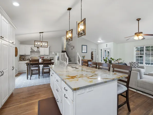 311 Shadows Ln, Florence, MT 59833