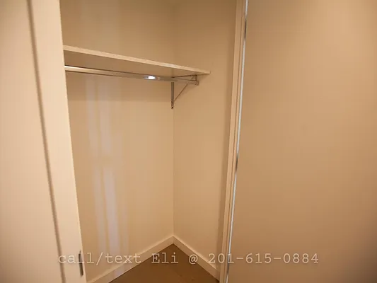 Rented by Arwell Realty | media 5