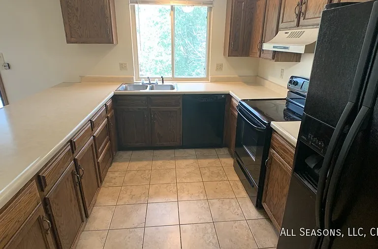 850 Quail Lake Cir — Photo 5