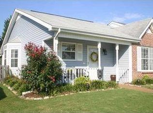 1279 Greenbrook Ln, Hixson, TN 37343