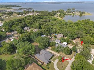 713 Lakeland Rd, Lake Dallas, TX 75065