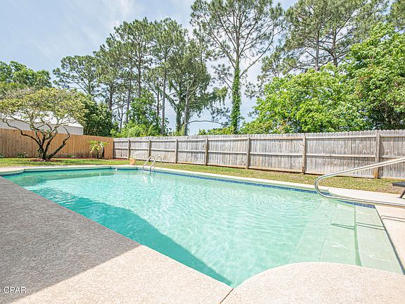 4th image of 231 Boca Shores Dr