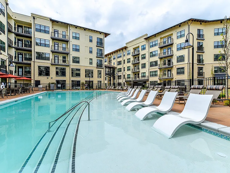 Blaine Buckhead West — Photo 18
