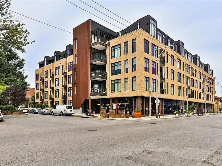 4101 Laclede Ave #403 — Photo 1