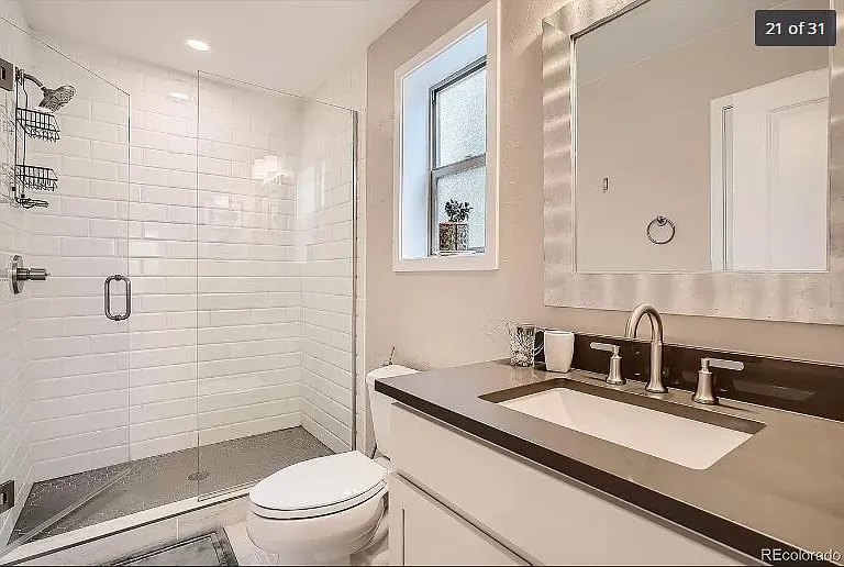 1223 N Perry St — Photo 20
