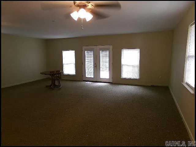 3225 Jean Cv — Photo 21